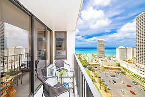 High Floor Ocean View Condo with 2 Double Beds