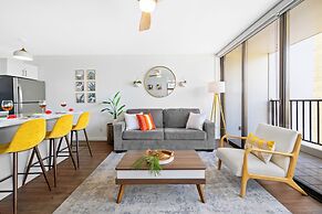 High Floor Ocean View Condo with 2 Double Beds