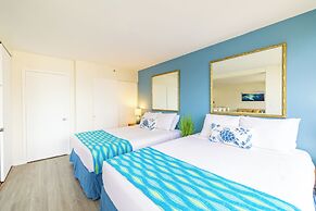 High Floor Ocean View Condo with 2 Double Beds