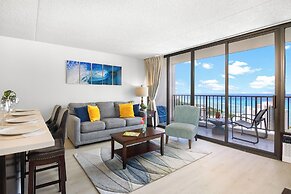 High Floor Ocean View Condo with 2 Double Beds