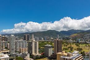 High Floor Ocean View Condo with 2 Double Beds