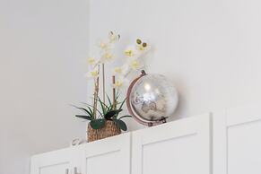 Diamond Head and Ocean views with 2 Double Beds and Parking