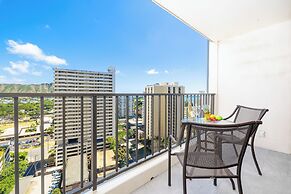 Diamond Head and Ocean views with 2 Double Beds and Parking