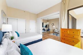 Diamond Head and Ocean views with 2 Double Beds and Parking