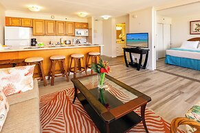 Diamond Head and Ocean views with 2 Double Beds and Parking