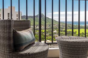 Diamond Head and Ocean views with 2 Double Beds and Parking