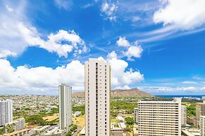 Diamond Head and Ocean views with 2 Double Beds and Parking