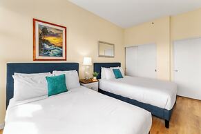 Diamond Head and Ocean views with 2 Double Beds and Parking