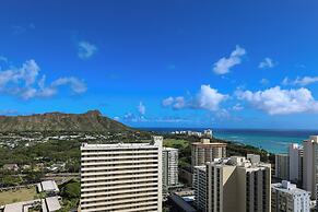 Diamond Head and Ocean views with 2 Double Beds and Parking