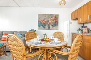 High Floor Ocean View Condo (King Bed and Parking)