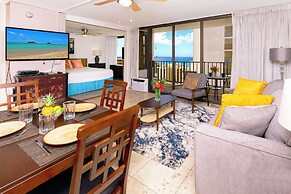 High Floor Ocean View Condo (King Bed and Parking)