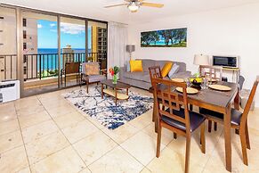High Floor Ocean View Condo (King Bed and Parking)