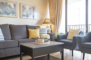 High Floor Ocean View Condo (King Bed and Parking)