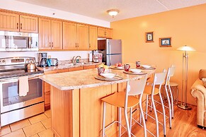 High Floor Ocean View Condo (King Bed and Parking)