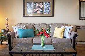 High Floor Ocean View Condo (King Bed and Parking)