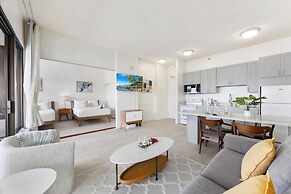 High Floor Mountain View with 2 Double Beds and Parking