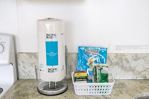 High Floor Mountain View with 2 Double Beds and Parking