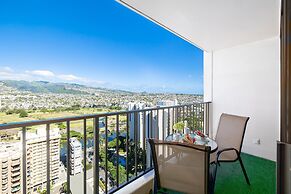 High Floor Mountain View with 2 Double Beds and Parking