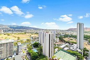 High Floor Mountain View with 2 Double Beds and Parking