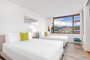 High Floor Mountain View with 2 Double Beds and Parking