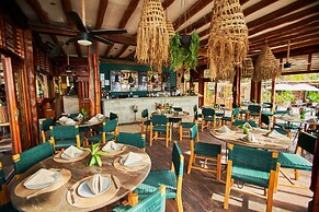 Hotel Villas Caracol