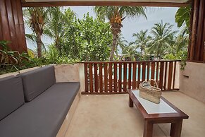 Hotel Villas Caracol