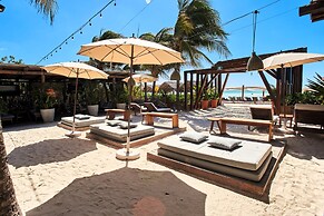 Hotel Villas Caracol