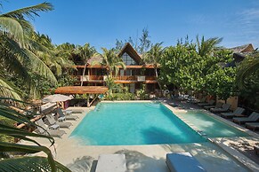 Hotel Villas Caracol