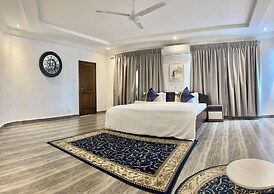 Workview Suites by Pot of Gold