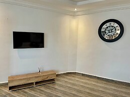 Workview Suites by Pot of Gold