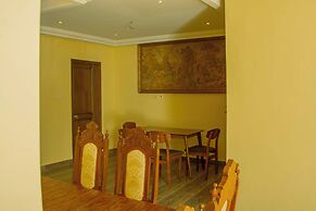 Workview Suites by Pot of Gold