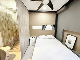 $ PROMO $ Big Rooftop Apt 10 BDRM w/Pool @Poblado