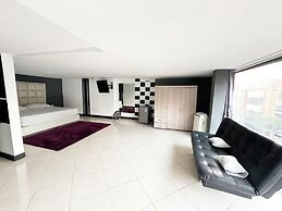 $ PROMO $ Big Rooftop Apt 10 BDRM w/Pool @Poblado