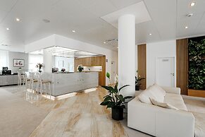 Hotel Silenzio