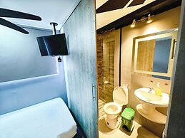 $ PROMO $ 11 Bedrooms with bathrooms Aprtmnt + 2 Jacuzzis and a roofto