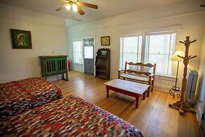 Dam Site Historic District Casitas