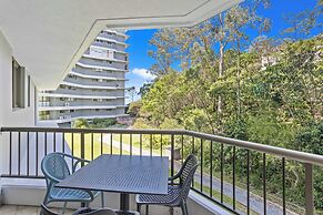 Tranquil 2 Bedroom on Burleigh Headland