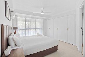 Tranquil 2 Bedroom on Burleigh Headland