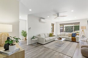 2 Bedroom - Walk to Beach - Pet Friendly