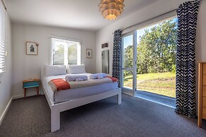 Pacific Views - Waiheke Island