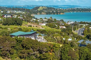 Pacific Views - Waiheke Island