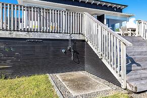 Pacific Views - Waiheke Island