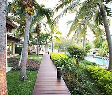 Villa Nilaya  - Beachfront Villa Hua Hin