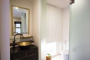 Villa Nilaya  - Beachfront Villa Hua Hin