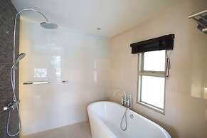 Villa Nilaya  - Beachfront Villa Hua Hin