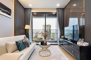 Estella Luxury Vacation Hotel Apartment