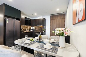 Estella Luxury Vacation Hotel Apartment