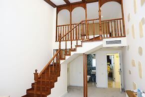 Ketrin Hotel & Restaurant