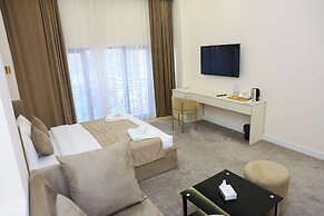 Ketrin Hotel & Restaurant