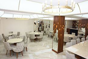 Ketrin Hotel & Restaurant